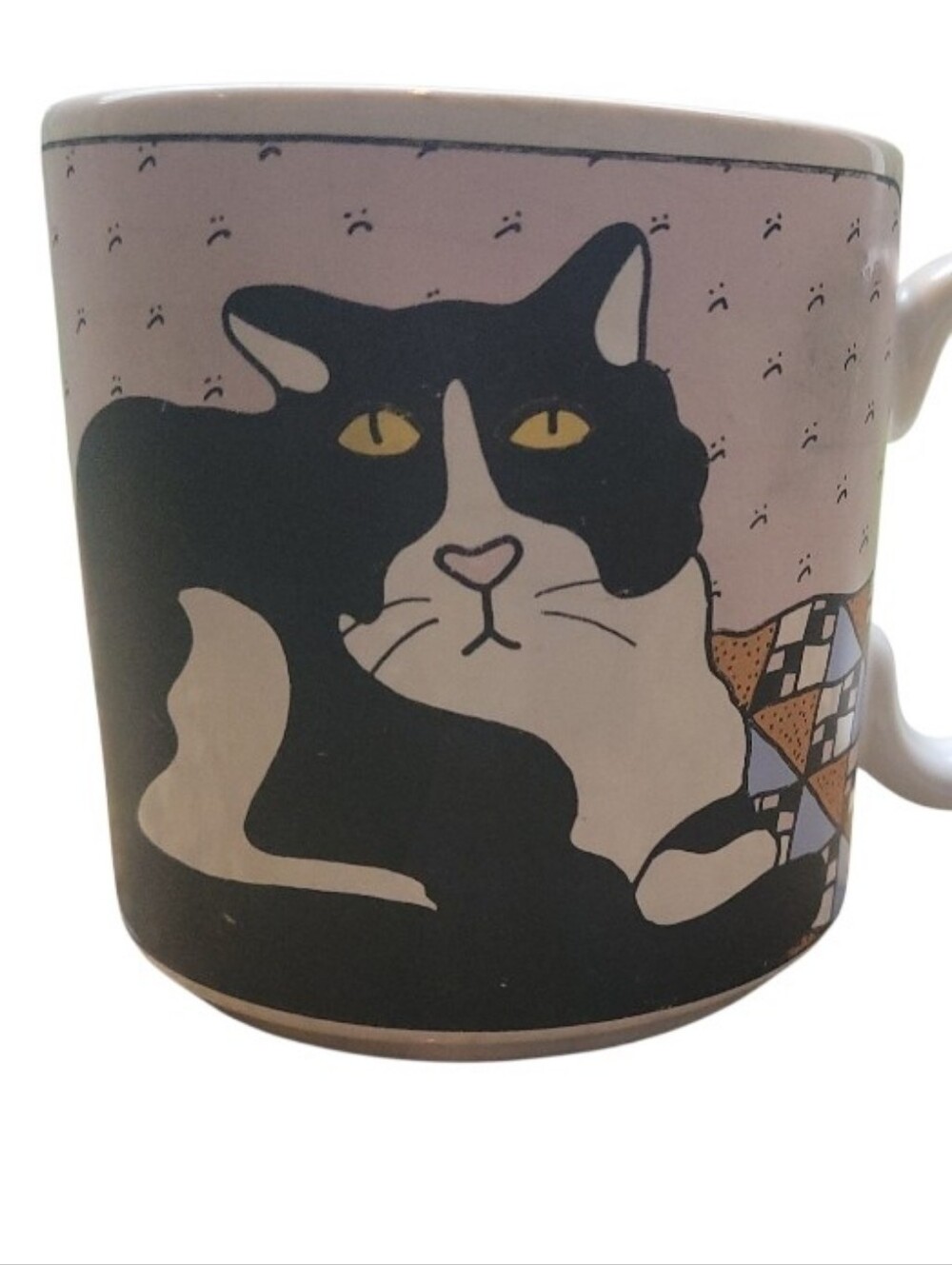 Sale 'til 12pm 3/$22 Cat & Quilt Pattern Ceramic Coffee Mug in Pink and Black